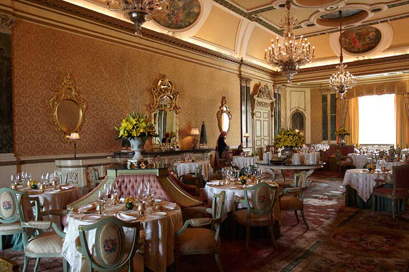 Palace Hotels in India - 6 Incredible Palaces To Stay Like A Maharajah